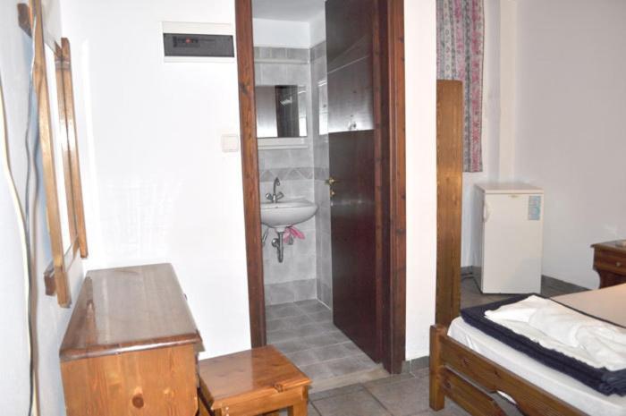 Odos Odysseos Aparthotel Ermoupoli Camera foto
